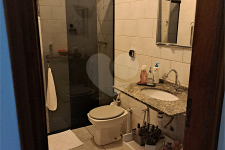 Casa à venda com 3 quartos, sendo 1 suíte,  em Jardim das Estações (vila Xavier), Araraquara, SP