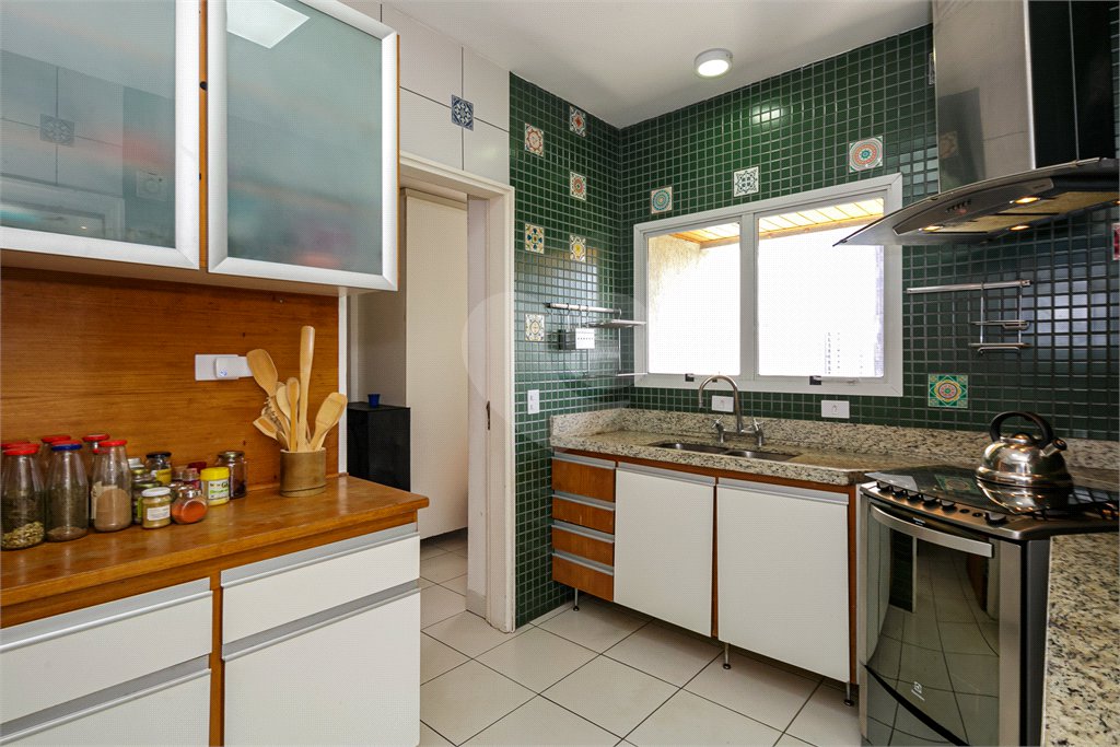 Apartamento à venda com 3 suítes em Morumbi, São Paulo, SP
