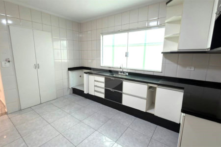 Sobrado à venda com 3 quartos, sendo 1 suíte,  em Jardim Vila Formosa, São Paulo, SP