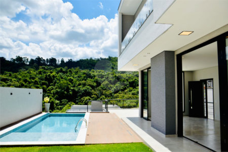 Casa à venda com 3 suítes no condomínio Quintas da Boa Vista, Atibaia - SP