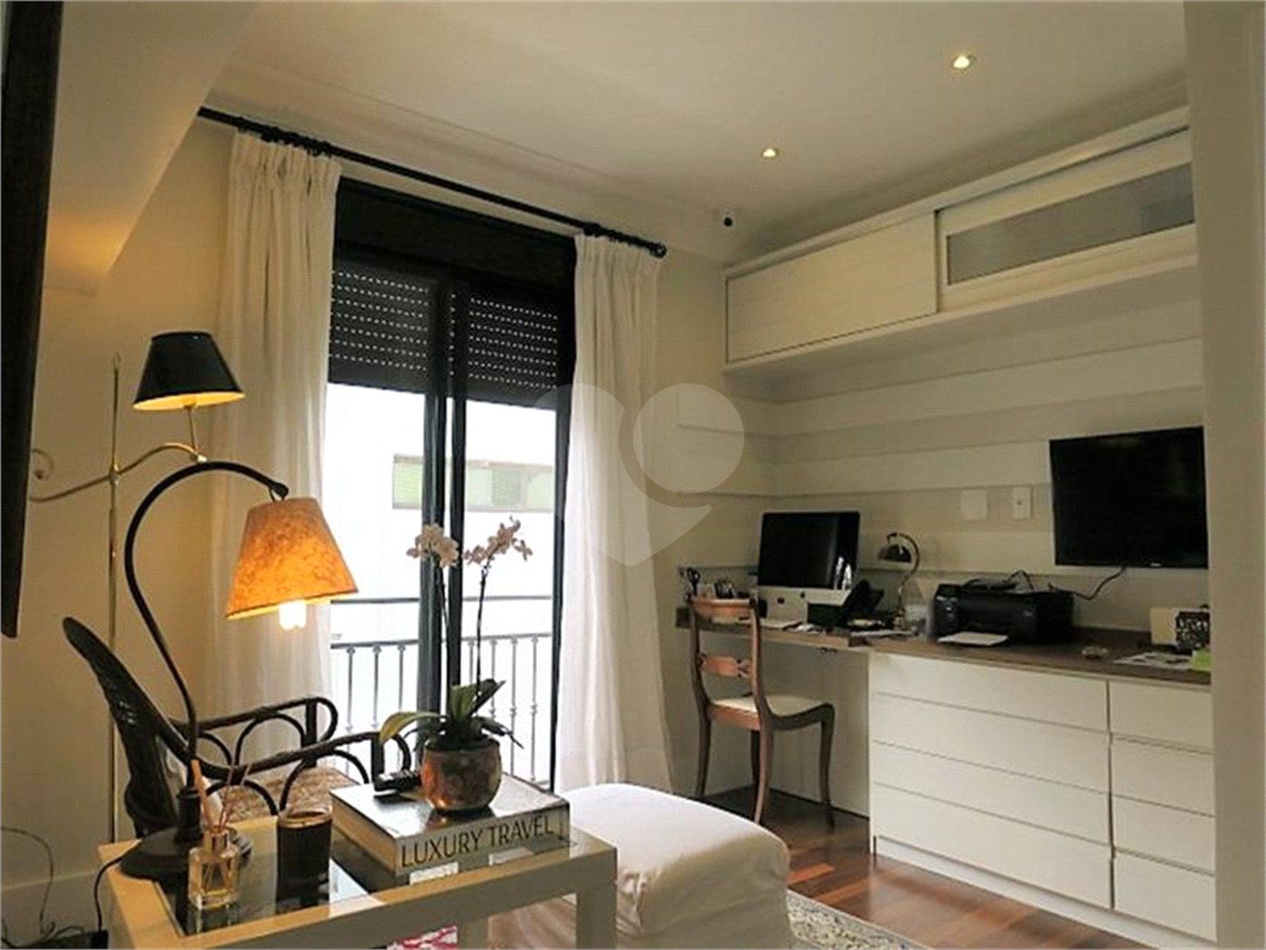Casa à venda com 3 suítes em Vila Inah, São Paulo, SP