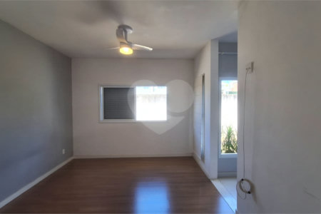 Casa à venda com 4 quartos, sendo 3 suítes,  no condomínio Fazenda Alta Vista, Salto de Pirapora - SP