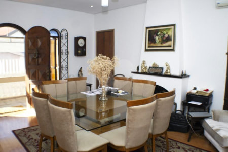 Casa Térrea à venda com 3 quartos, sendo 1 suíte, em Vila Gardênia, Atibaia, SP