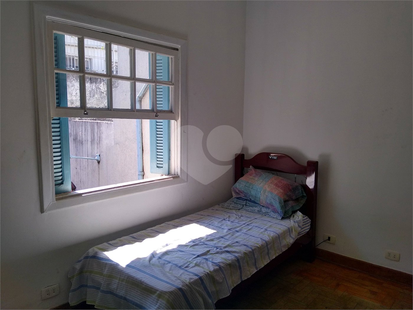 Sobrado à venda com 4 quartos, sendo 3 suítes,  em Vila Monumento, São Paulo, SP