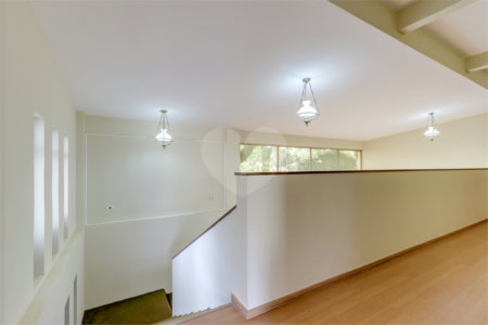 Casa à venda com 4 quartos, sendo 3 suítes, em Jardim Marajoara, São Paulo, SP