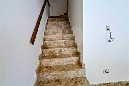 Casa à venda com 3 quartos, sendo 2 suítes, em Orla Norte, Porto Seguro, BA