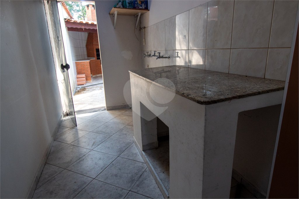Sobrado à venda com 3 quartos, sendo 1 suíte, em Jardim Ester, São Paulo, SP