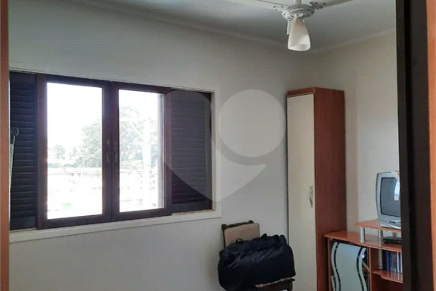 Casa à venda com 5 quartos, sendo 2 suítes, em Vila Nova Cachoeirinha, São Paulo, SP