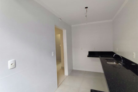 Apartamento com 2 dormitórios à venda, 65 m² por R$ 444.000,00 - Gonzaga - Santos/SP