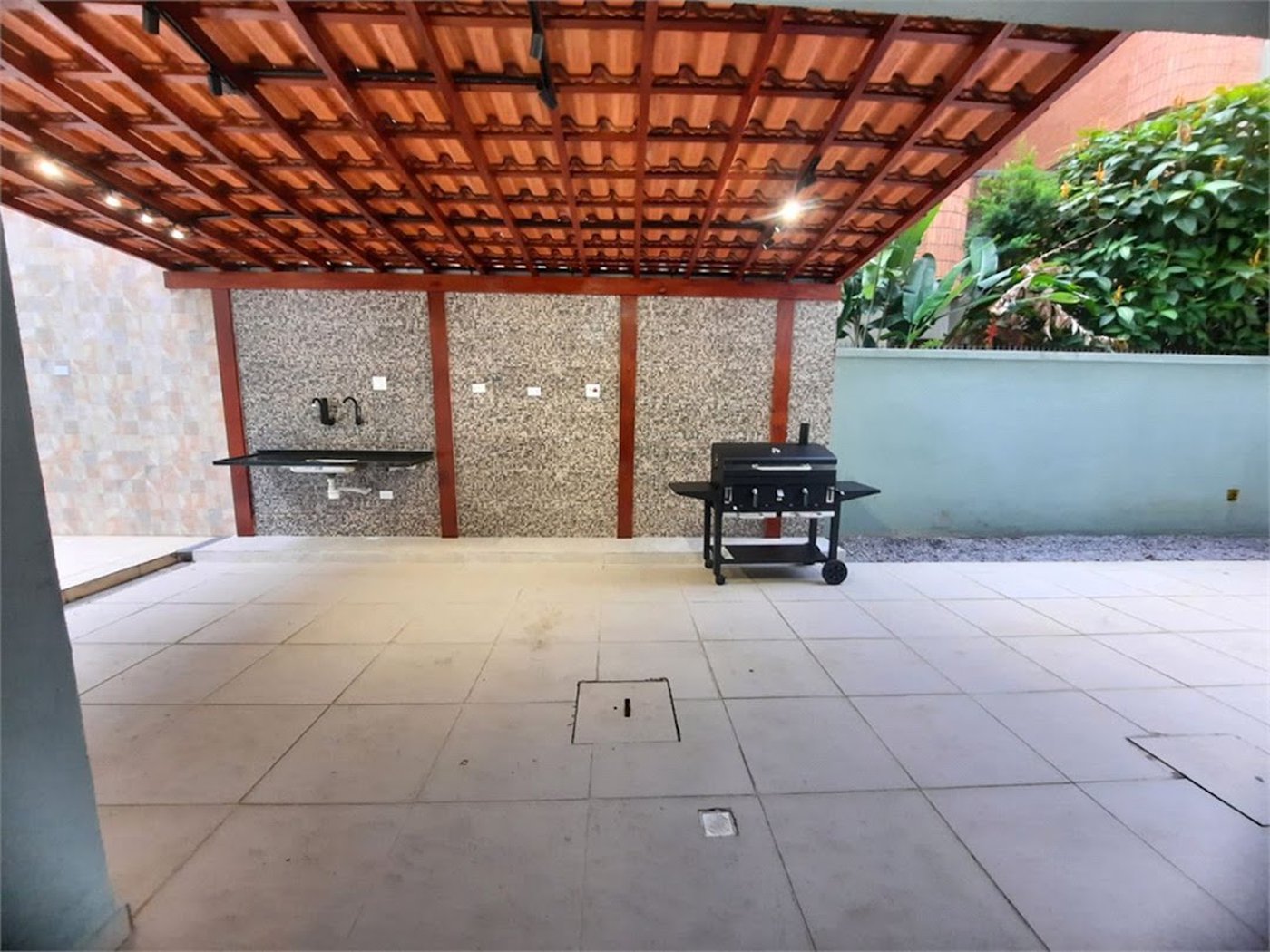 Apartamento à venda, 104 m² por R$ 440.000,00 - Jardim das Conchas - Guarujá/SP