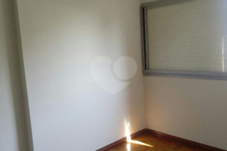 Apartamento 3 quartos - 1 suite - Campo Belo