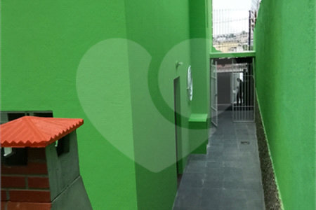 Sobrado à venda com 2 quartos em Jardim Itacolomi, São Paulo, SP