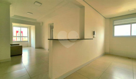 Apartamento à venda com 2 quartos, sendo 1 suíte,  no Centro, Sorocaba, SP