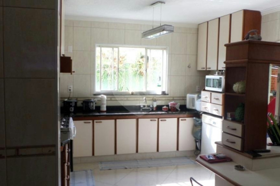 Casa à venda com 5 quartos, sendo 3 suítes,  em Parque Edu Chaves, São Paulo, SP
