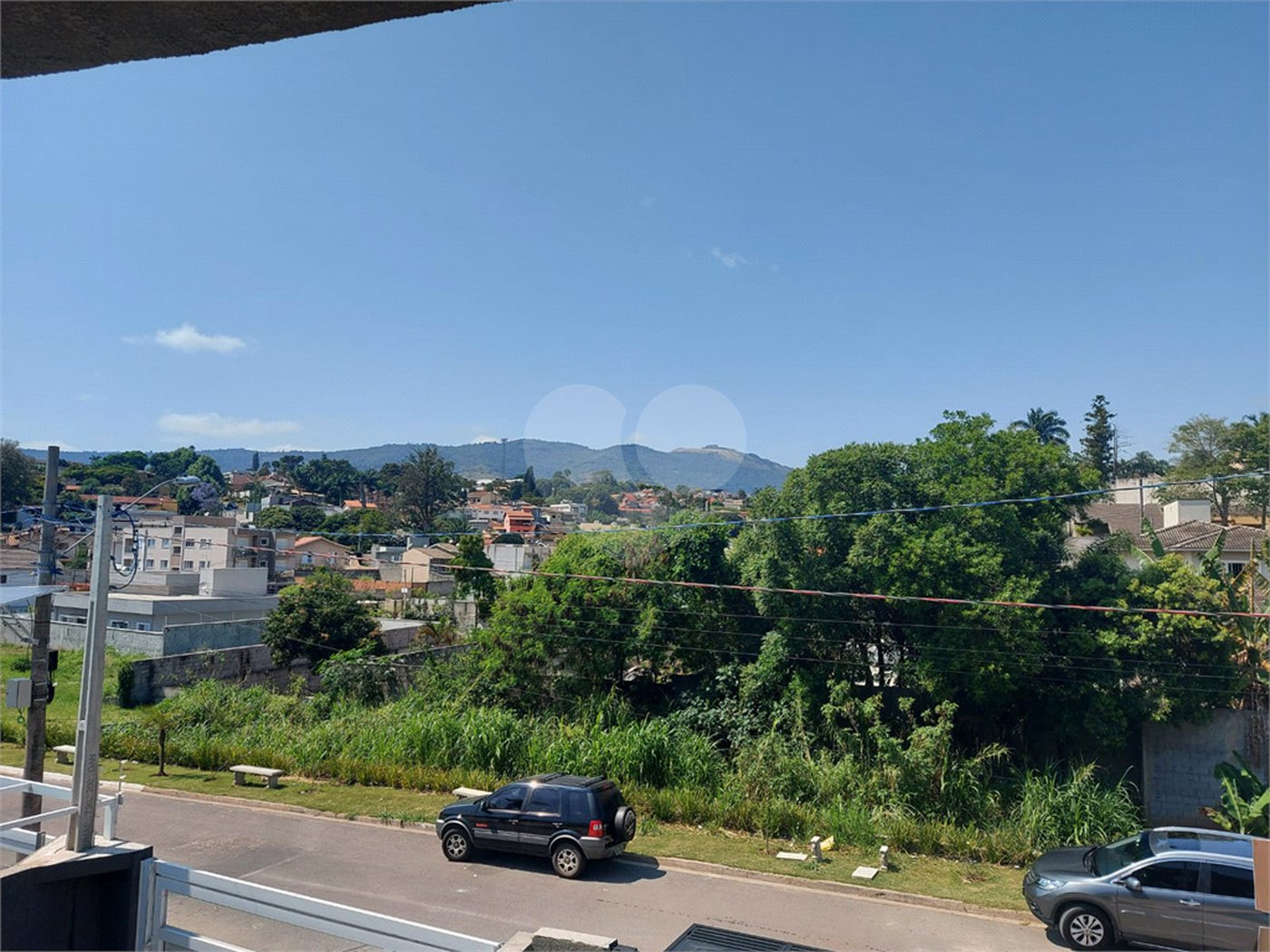 Sobrado à venda ou para alugar com 3 quartos, sendo 1 suíte, em Jardim do Lago, Atibaia, SP