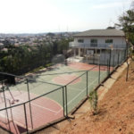 Casa à venda com 3 quartos, sendo 2 suítes, no condomínio Águas da Serra, Valinhos - SP