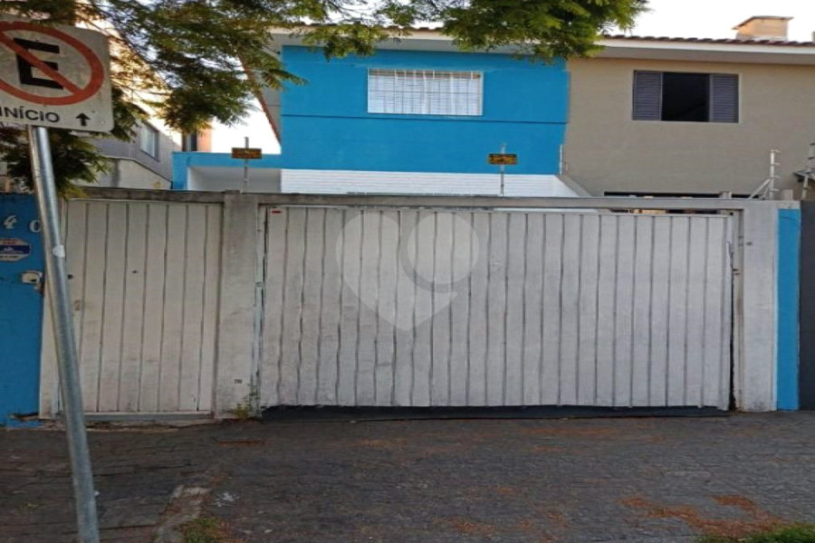 Casa à venda com 3 quartos, sendo 1 suíte, em Saúde, São Paulo, SP