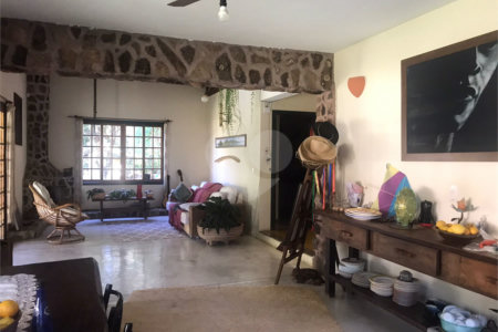 Sítio à venda com 6 quartos, sendo 1 suíte, em Sítio Santa Terezinha, Salto, SP