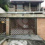 Sobrado à venda com 4 suítes em Vila Irmãos Arnoni, São Paulo, SP