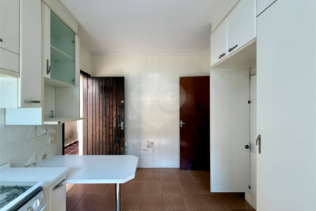 Casa à venda com 3 quartos, sendo 1 suíte,  em Vila Cruzeiro, São Paulo, SP