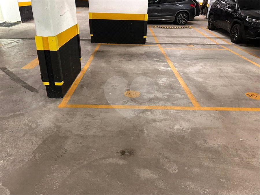 Apartamento à venda ou para alugar com 2 suítes em Vila Olímpia, São Paulo, SP