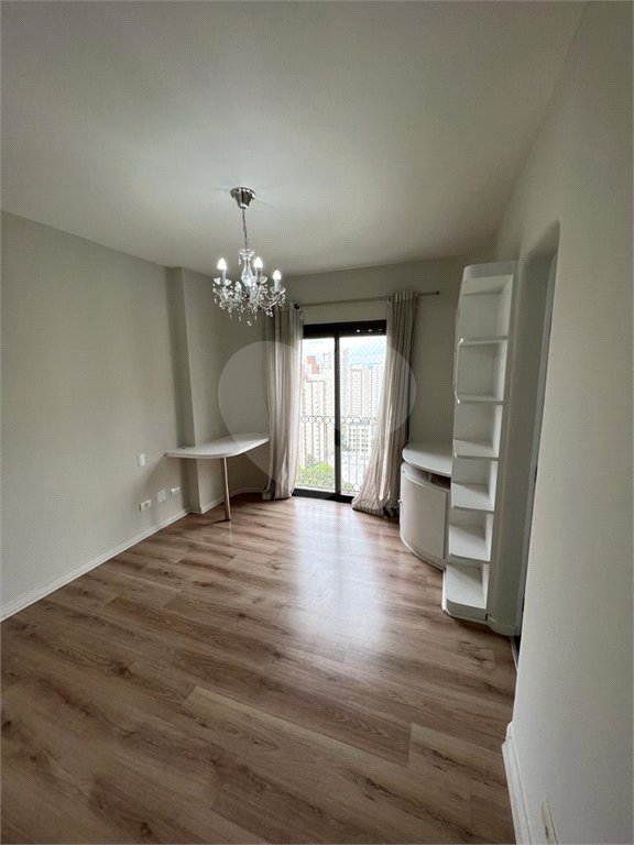 Apartamento à venda com 3 quartos, sendo 2 suítes,  em Vila Suzana, São Paulo, SP