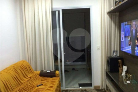 Apartamento à venda com 3 quartos, sendo 1 suíte, em Parque Reboucas, São Paulo, SP