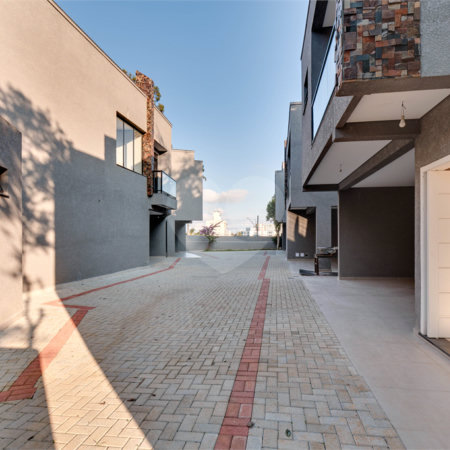 Casa à venda com 4 suítes no condomínio Reserva Robélia, São Paulo - SP