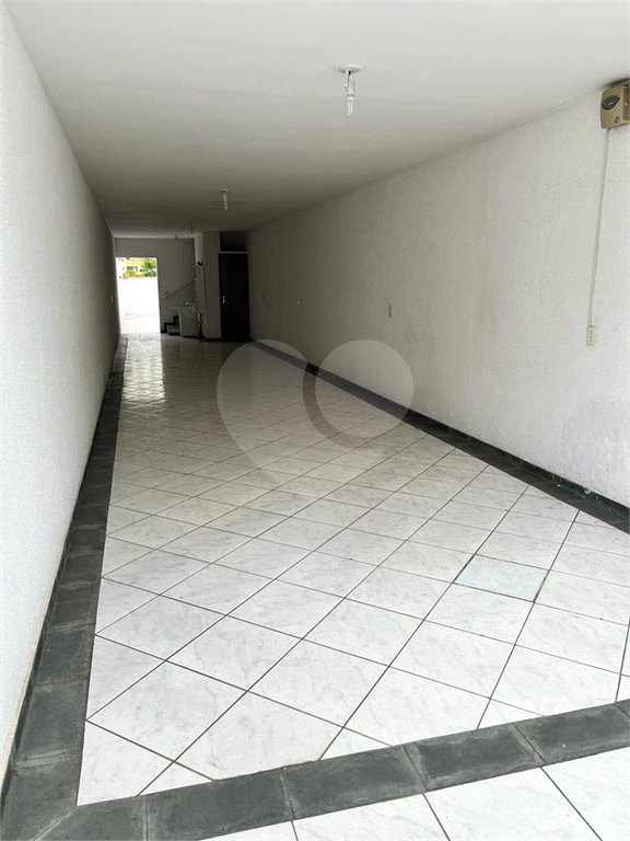 Sobrado à venda com 3 quartos, sendo 1 suíte,  em Vila Alice, Santo André, SP