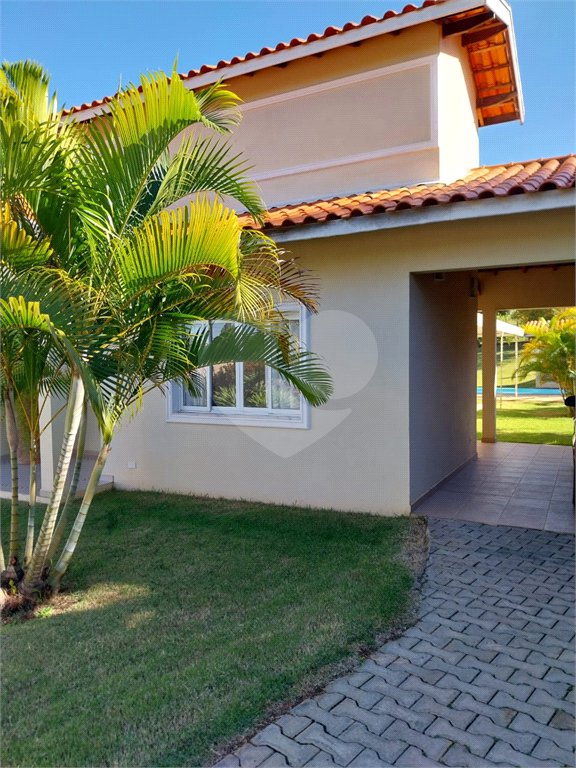 Casa à venda com 3 quartos, sendo 2 suítes, no condomínio Acmti - Colinas do Mosteiro, Terras de Itaici e Recanto dos Pássaros, Indaiatuba - SP