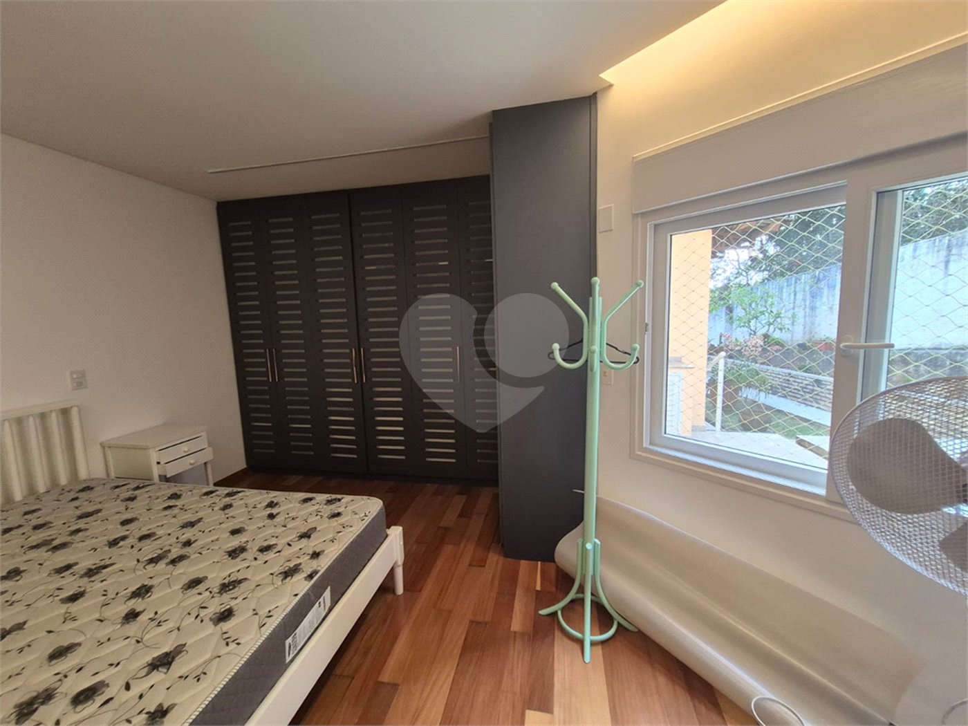 Casa à venda com 3 suítes no condomínio Parque Imperial da Cantareira, Mairiporã - SP