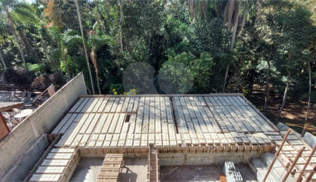 Casa à venda com 4 suítes no condomínio Sausalito, Mairiporã - SP
