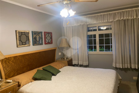 Casa à venda com 4 suítes em Granja Julieta, São Paulo, SP