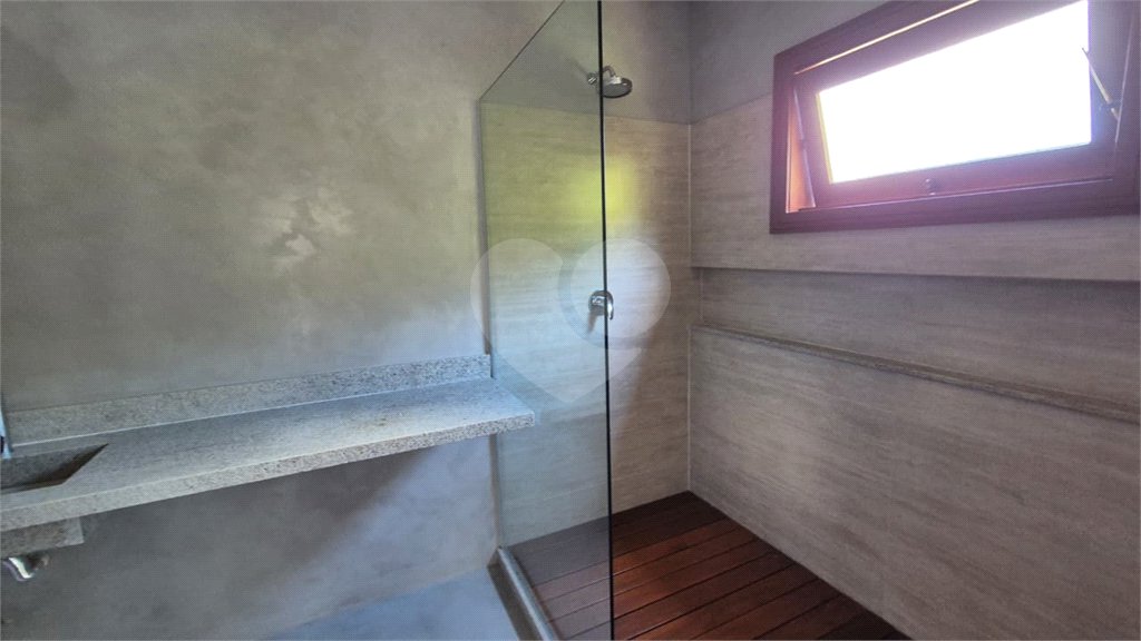 Casa à venda com 8 quartos, sendo 7 suítes, em Ferradura, Armação dos Búzios, RJ