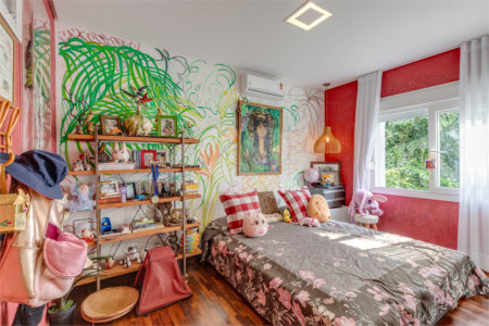 Casa à venda com 4 suítes no condomínio Residencial Canumã, São Paulo - SP