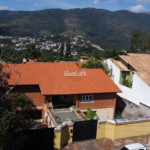 Casa à venda com 4 suítes em Vila Petrópolis, Atibaia, SP