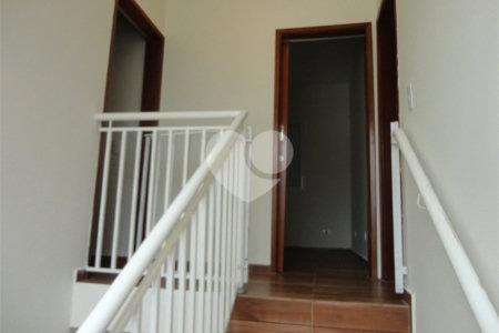 Casa de Vila à venda com 3 suítes em João Xxiii, Vinhedo, SP