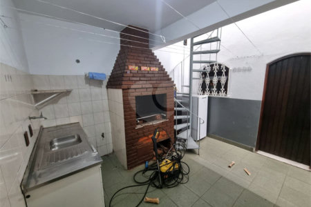 Casa à venda com 4 quartos, sendo 1 suíte, em Jardim Lídia, São Paulo, SP