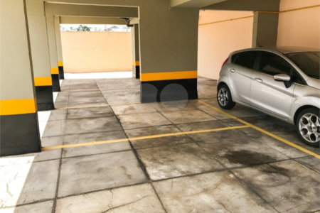 Apartamento à venda com 2 quartos em Jardim Ivana, São Paulo, SP