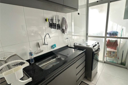Apartamento à venda com 3 quartos, sendo 1 suíte,  em Vila Suzana, São Paulo, SP