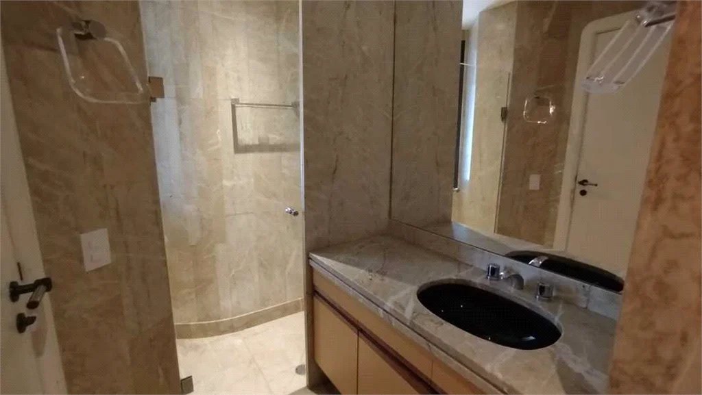 Duplex para alugar com 3 suítes em Real Parque, São Paulo, SP