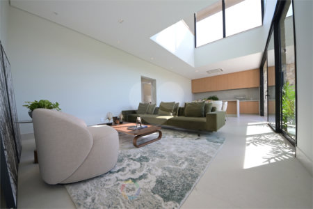 Casa à venda com 4 suítes no condomínio Villa dos Pinheiros, Indaiatuba - SP