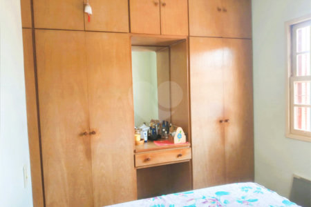 Sobrado à venda com 2 quartos em Chácara Recanto, Cotia, SP