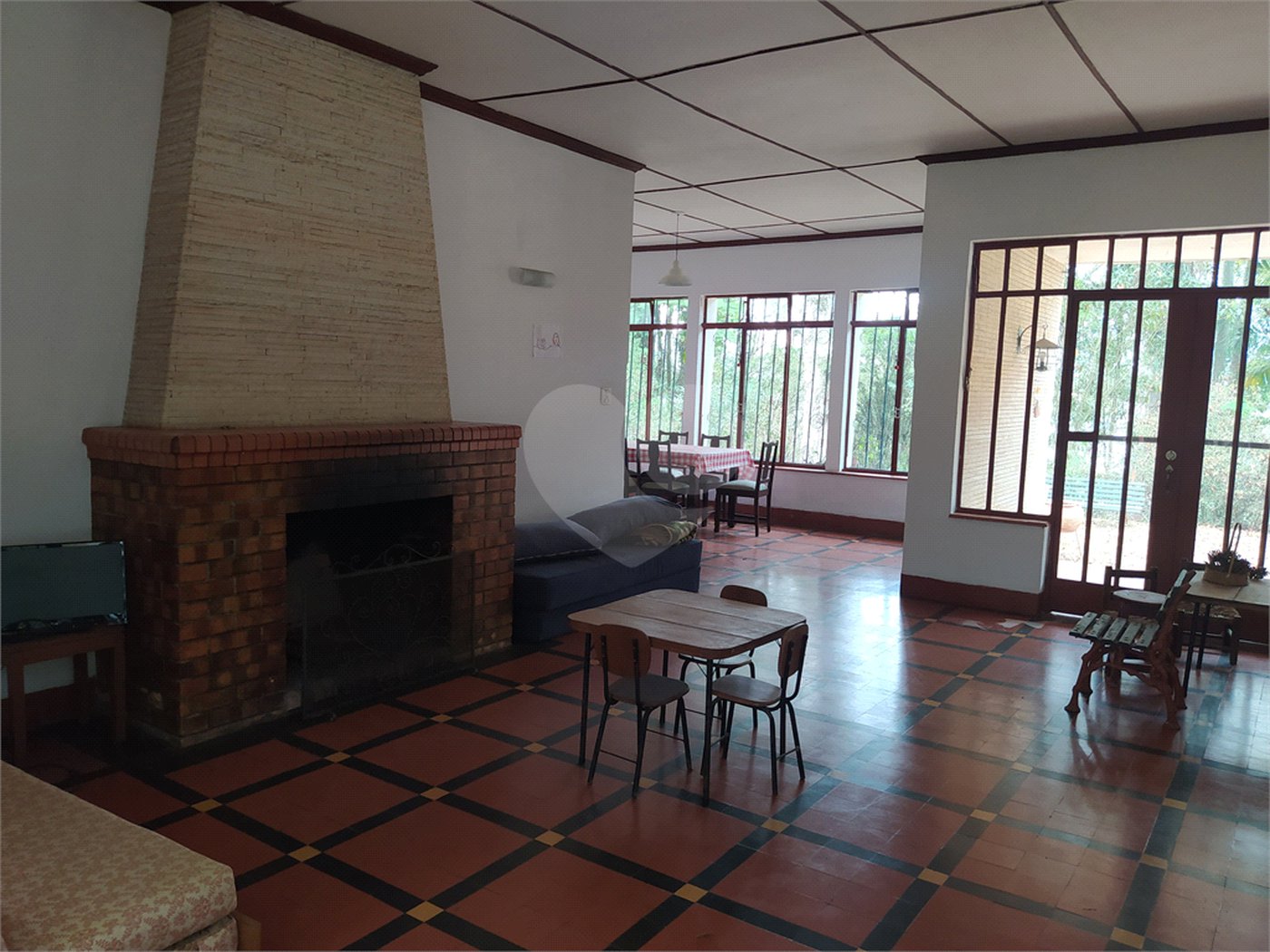 Chácara à venda com 5 quartos, sendo 1 suíte, no Centro (mailasqui), São Roque, SP