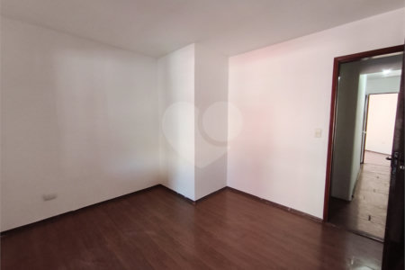 Sobrado à venda com 3 quartos, sendo 1 suíte, em Cupecê, São Paulo, SP