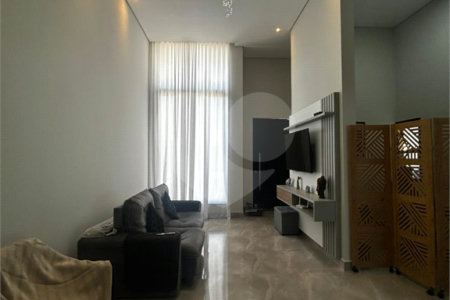 Casa à venda com 2 quartos, sendo 1 suíte,  no condomínio Residencial Parque Imperial, Salto - SP
