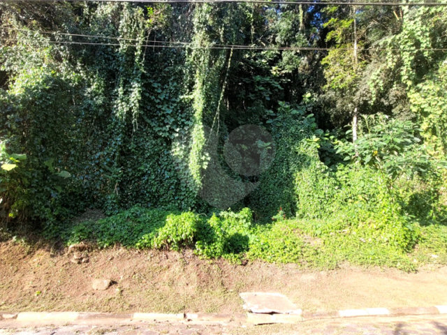 Terreno à venda no condomínio Parque Imperial da Cantareira, Mairiporã - SP