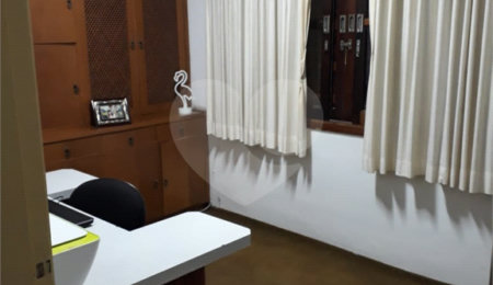 Casa à venda com 3 quartos, sendo 1 suíte,  em Interlagos, São Paulo, SP
