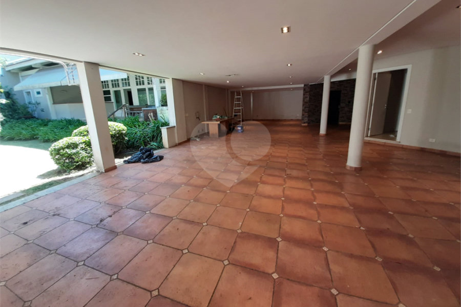 Casa à venda com 3 suítes no condomínio Chácara Francesa, São Paulo - SP