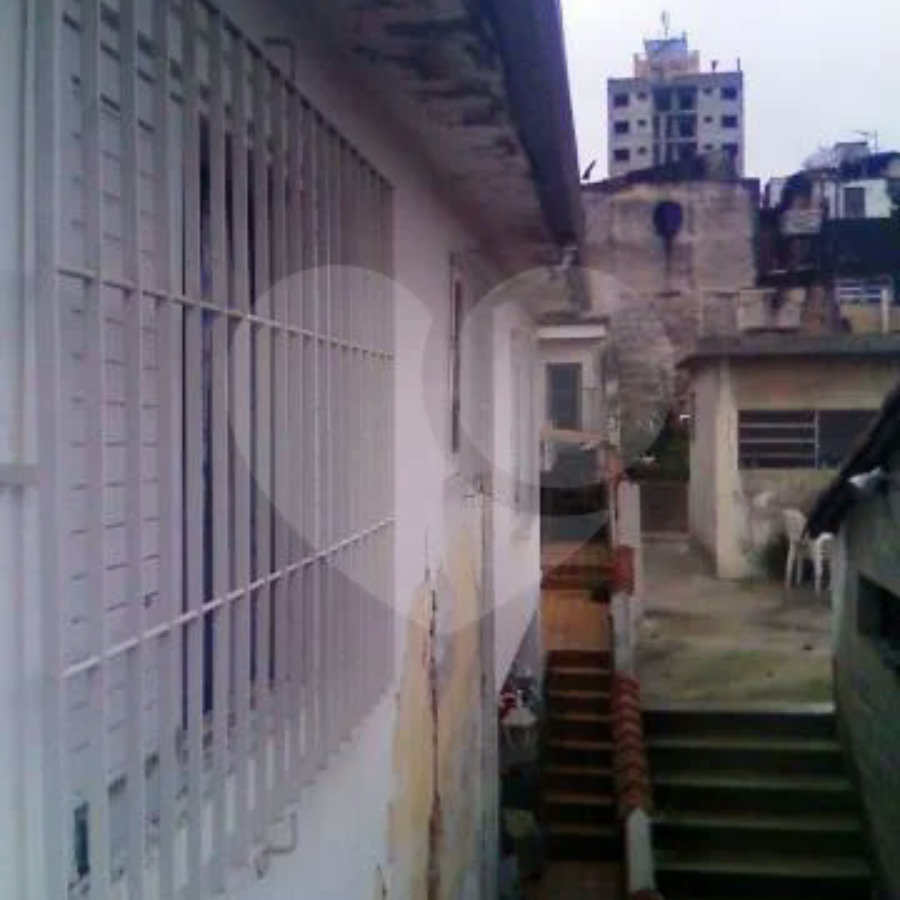 Sobrado à venda com 3 quartos em Vila Vitório Mazzei, São Paulo, SP
